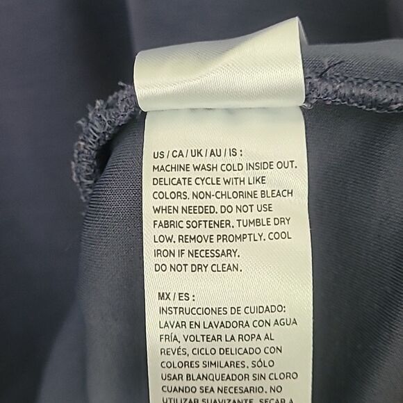 SAGE Collective Blue Long Sleeve Oversized Crew Neck Top with Pockets.Size Small - Picture 9 of 9